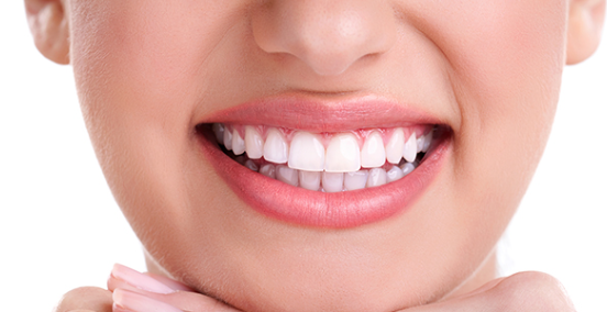 Baking Soda Blitz: Your Guide to Natural Teeth Whitening with Nature’s Powerhouse